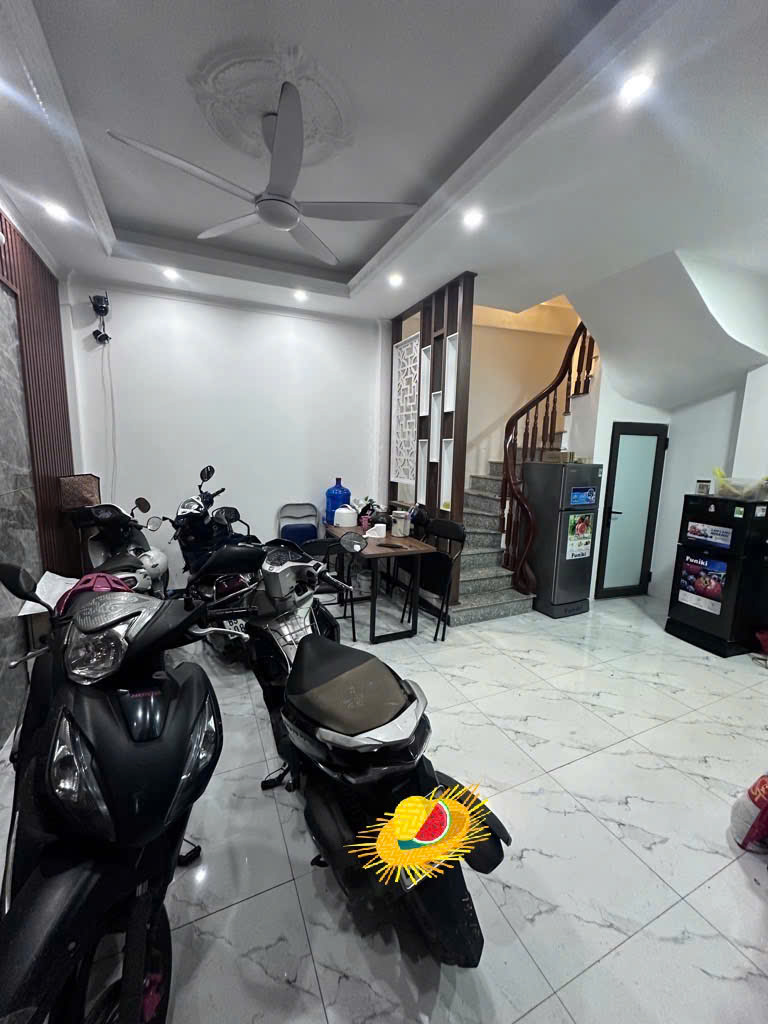 SIÊU PHẨM NHÀ ĐẸP – FULL NỘI THẤT – BA BƯỚC RA Ô TÔ TRÁNH